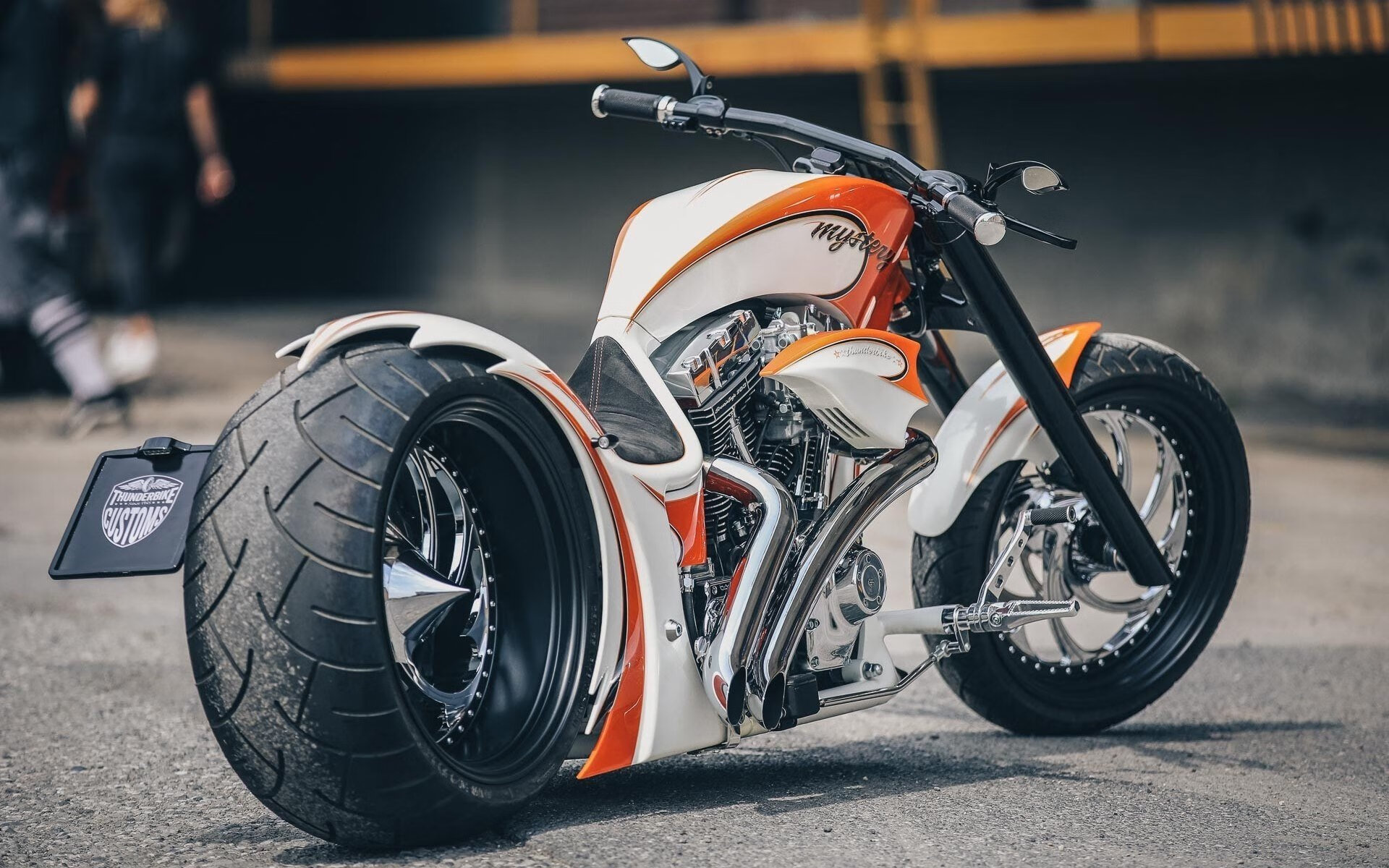 FB体育下载-富勒姆锋线配合默契,白百合冲击保级区,富勒姆对伯明瀚